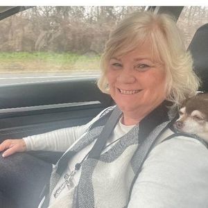 Meet your Posher, Janet